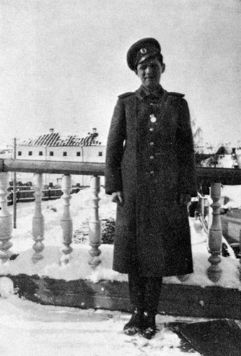 66. Наследник на балконе.jpg